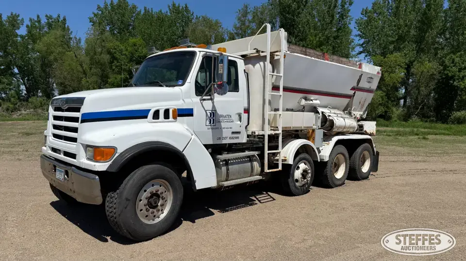 2000 Sterling LT Mixer Truck