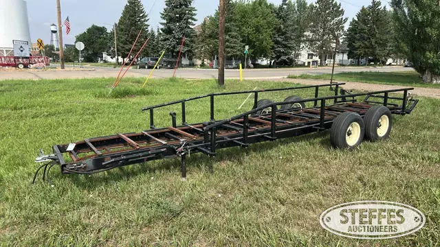 Rolin Mfg. bale accumulator