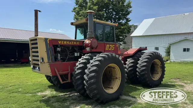1979 Versatile 835