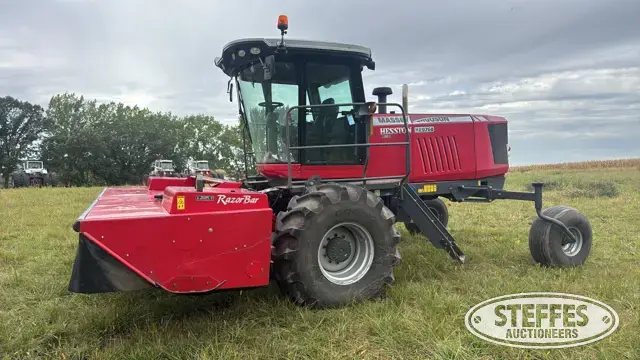 2013 Massey Ferguson WR9760