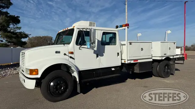 2001 International 4700