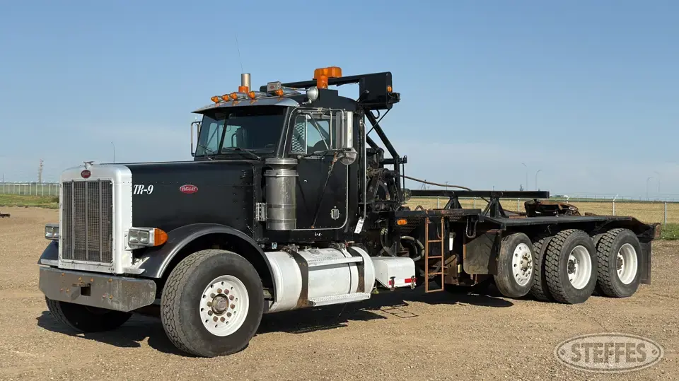 1992 Peterbilt 379 Winch Truck
