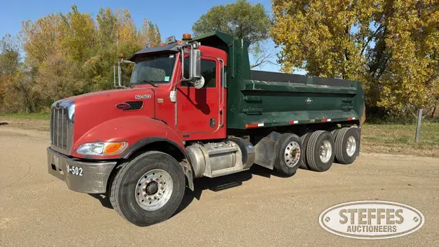 2012 Peterbilt 348
