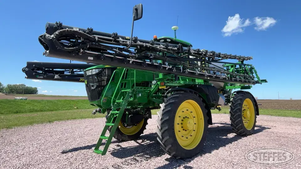 2021 John Deere R4060 Self-Propelled Sprayer