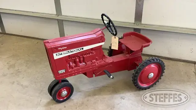 1970 International 1026 Hydro