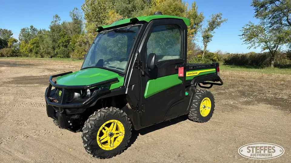 2023 John Deere XUV865R UTV