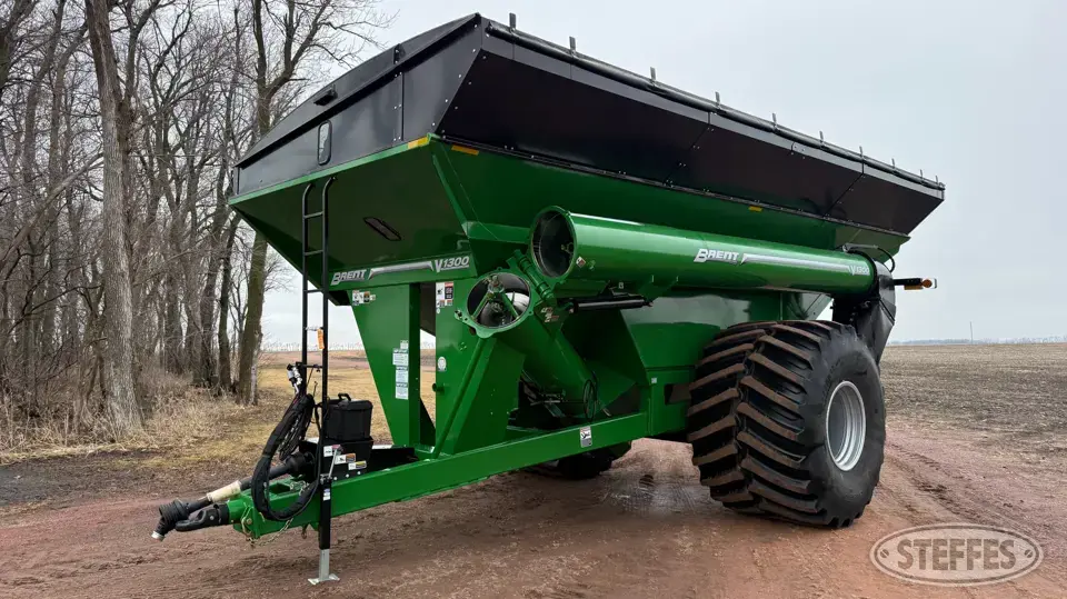 2023 Brent V1300 Grain Cart