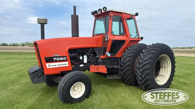 1981 Allis-Chalmers 7060