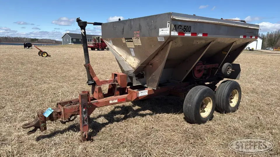 AG Systems AG-500 Pull-Type Dry Spreader