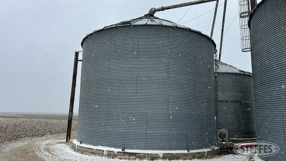 Circle grain bin