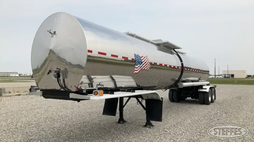 1989 Fruehauf Tank Trailer