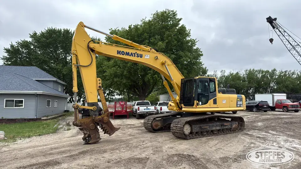 2007 Komatsu PC-300LC-8 Excavator