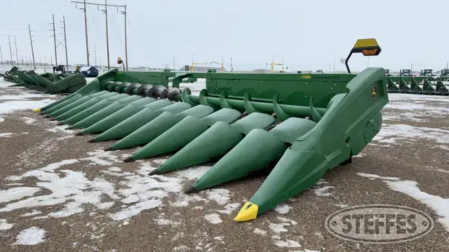 2022 John Deere C12R