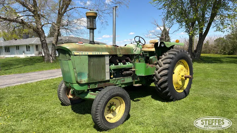 1967 John Deere 5020 2WD Tractor