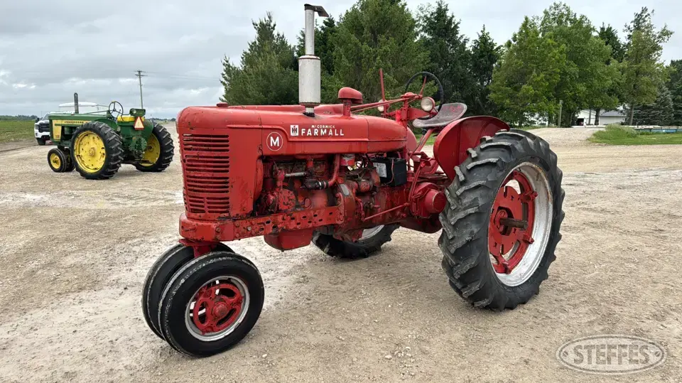 1939 Farmall M 2WD Tractor