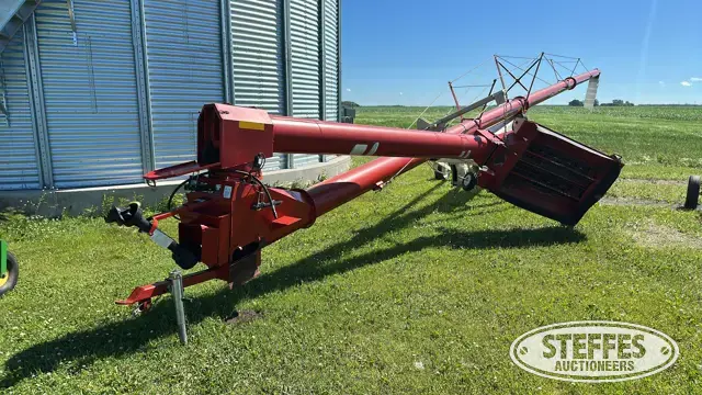 Farm King 1370
