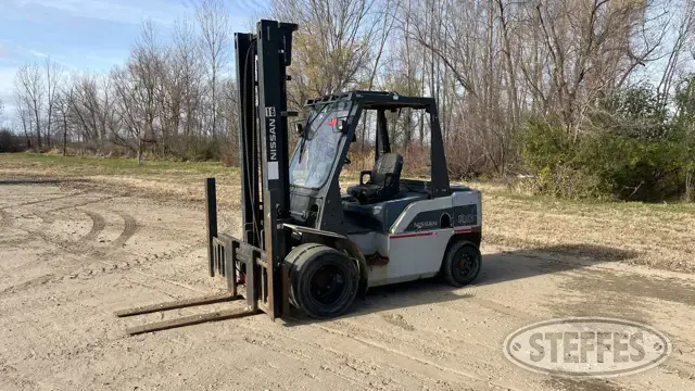 Nissan 90