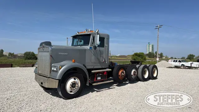 1992 Kenworth W900B
