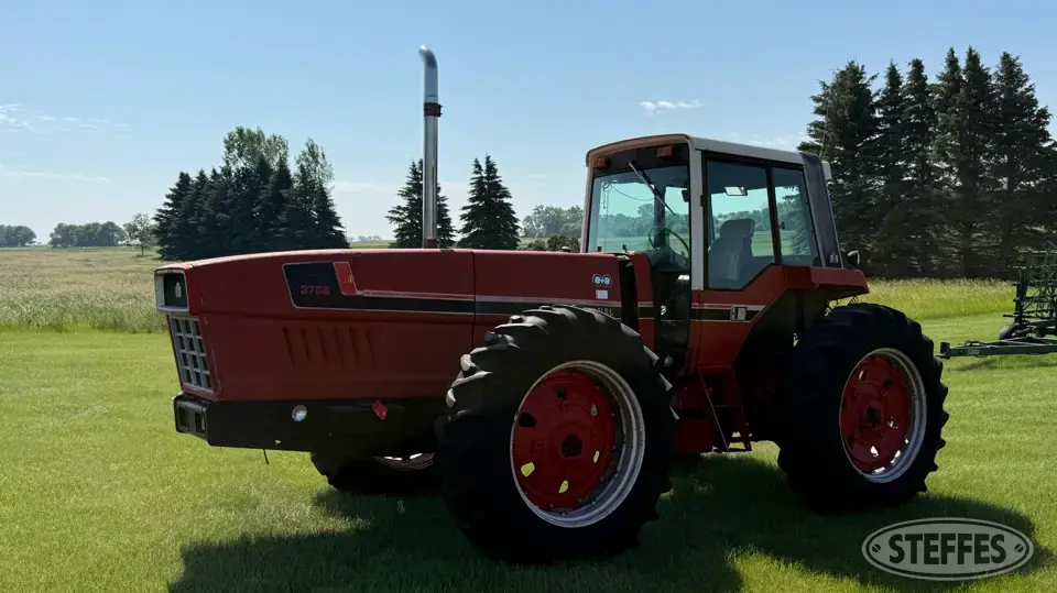 1980 International 3788 4WD Tractor