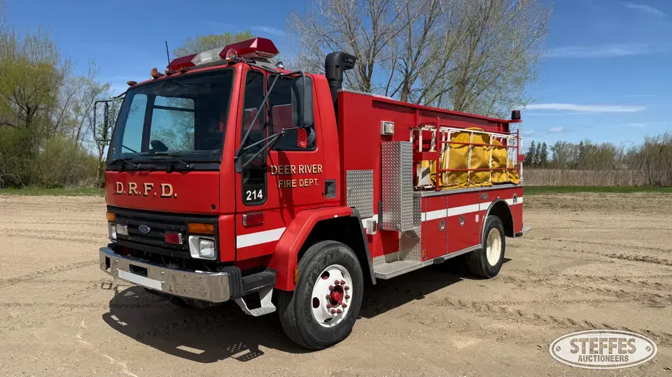 1995 Ford LowTilt Specialty Truck