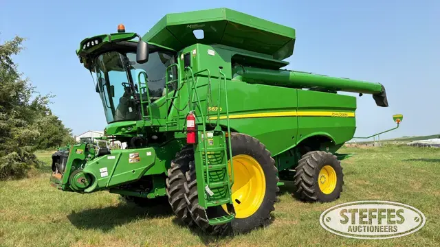 2012 John Deere S670