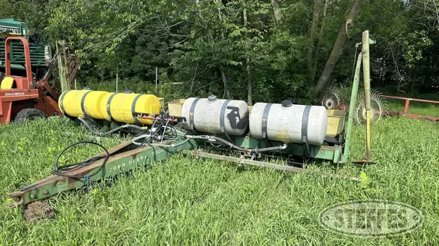 John Deere 7000