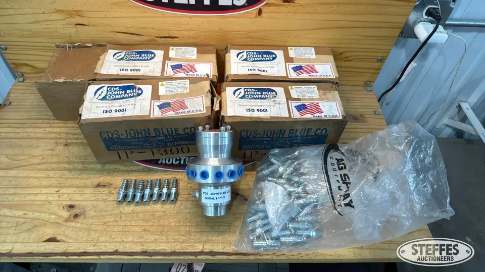 (4) CDS-John Blue ISO 9001 Ag Equipment Part
