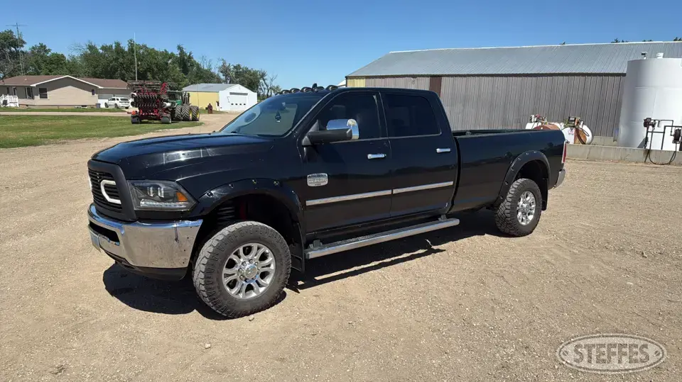 2013 Ram 3500 HD Laramie 1 Ton Pickup