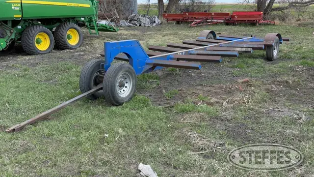 Bale wagon