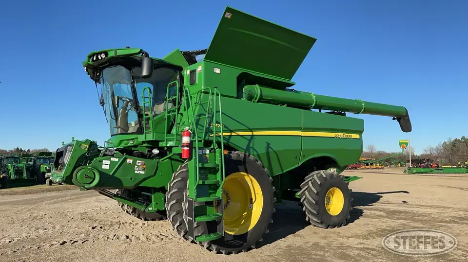 2021 John Deere S770 Combine