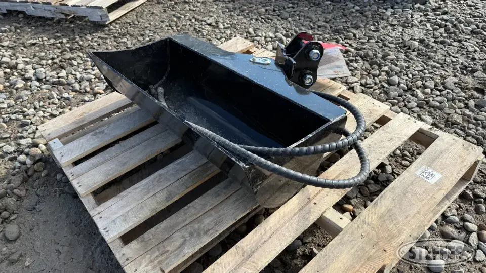 IRANCH Hyd. Tilting Bucket Mini-Excavator