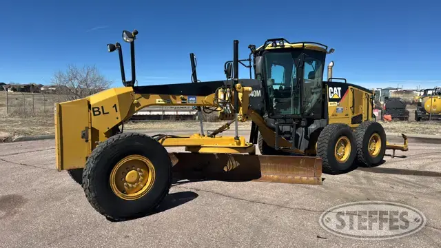 2009 CAT 140M