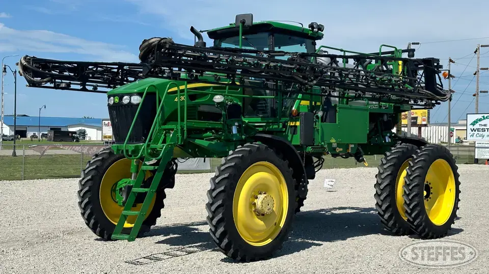 2012 John Deere 4730 Self-Propelled Sprayer