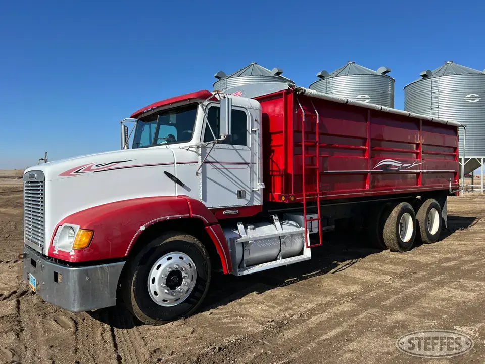 1998 Freightliner Tandem Boxed Truck