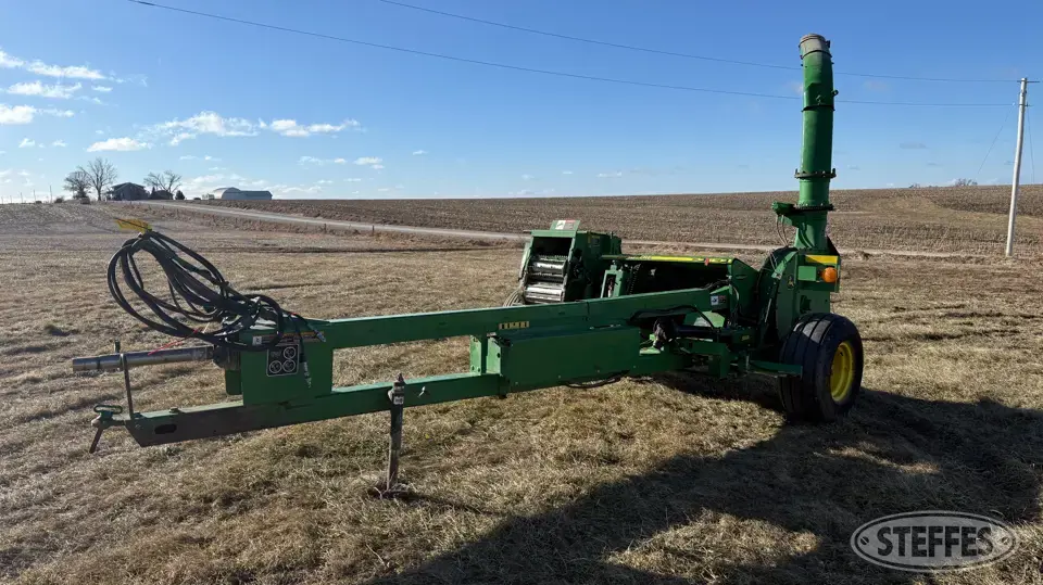 2008 John Deere 3955 Pull-Type Harvester