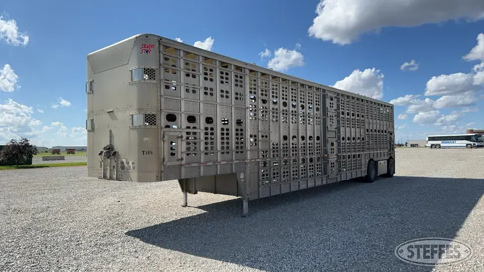 2011 Wilson PSDCL-402P Semi Livestock Trailer