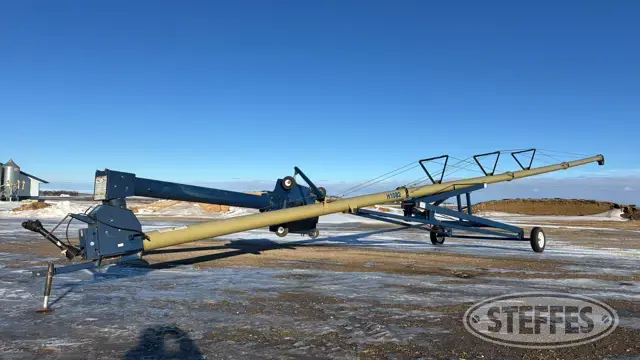 Harvest International H1082