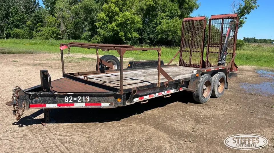 2002 Towmaster T-14DD Utility Trailer