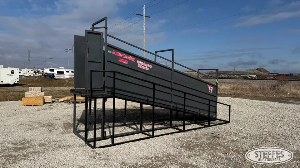 2026 Industrias America C18R Livestock Handling