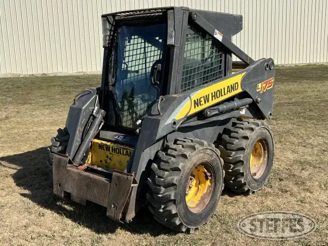 2008 New Holland L175