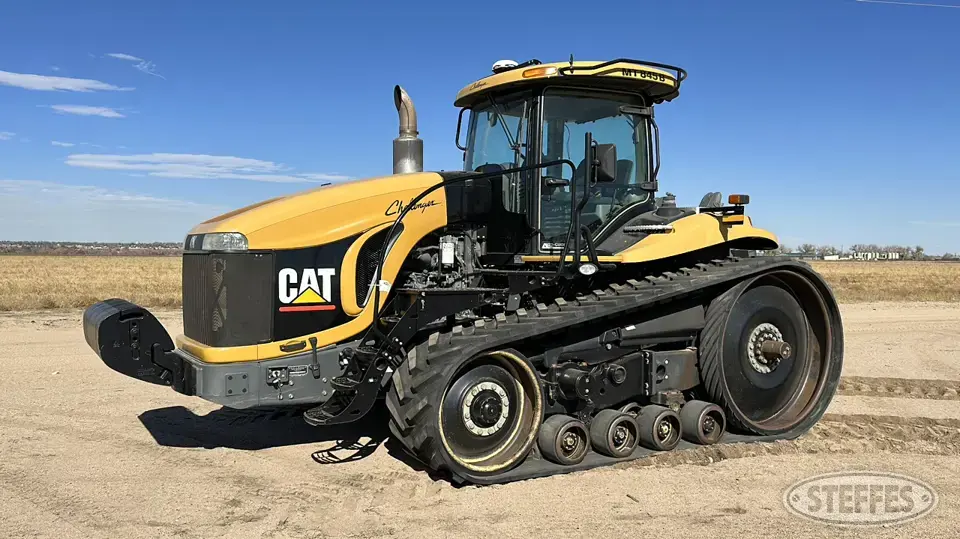 2006 Challenger MT845B Track Tractor