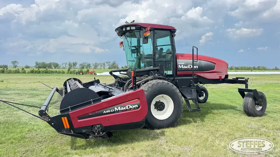 2011 MacDon M150 Self-Propelled Windrower