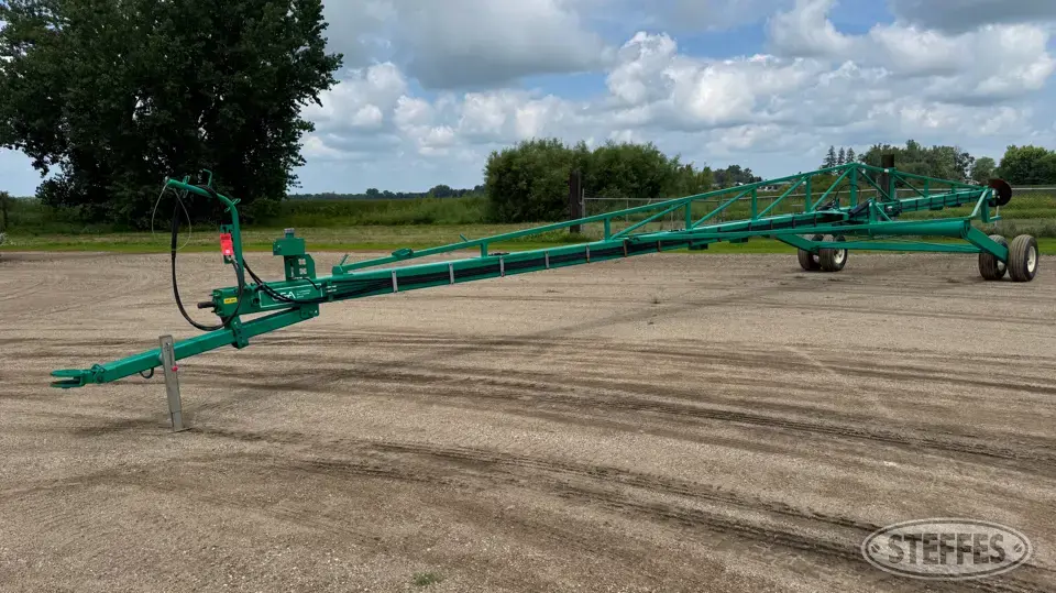 2024 Houle Auger/screw, 62', wide carriage Manure Agitation Equipment