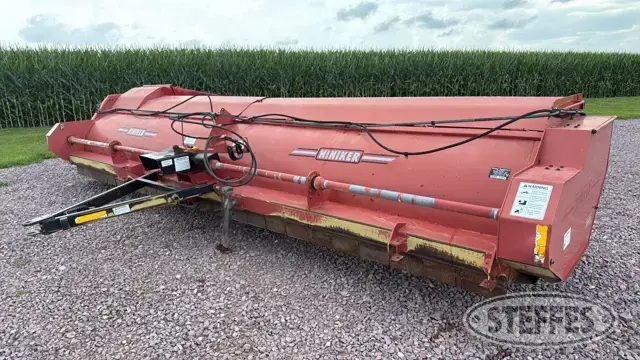 2009 Hiniker 5620