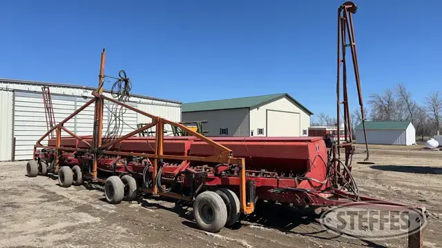 IH 6200