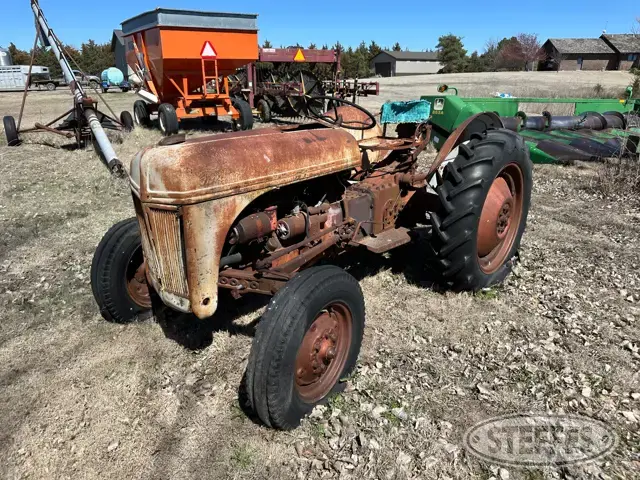 Ford 8N
