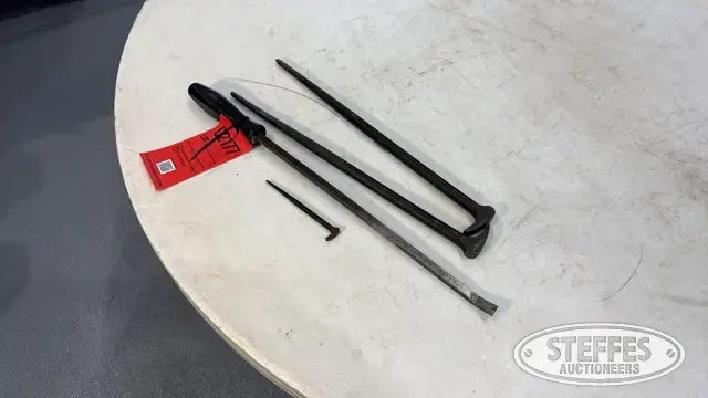 Assorted Snap-On pry bars