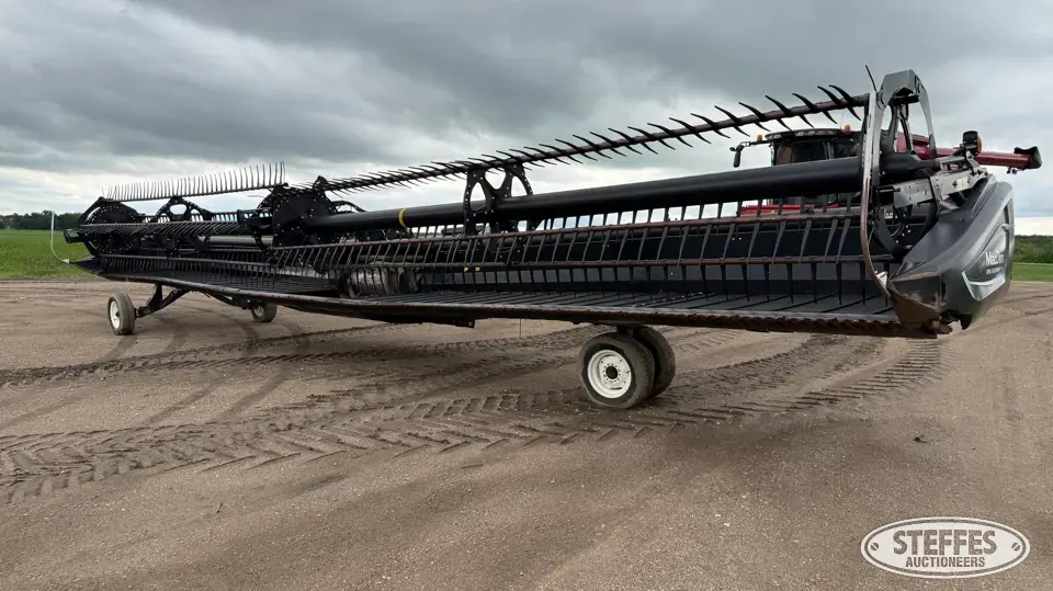 2014 MacDon FD75-D Draper Head