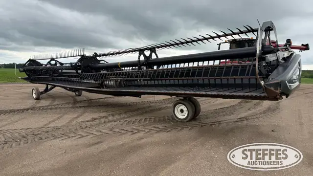 2014 MacDon FD75-D