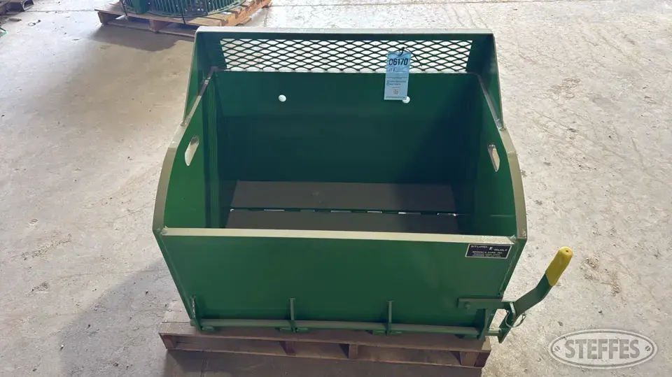 Sturd-E-Built rock box Tractor Part